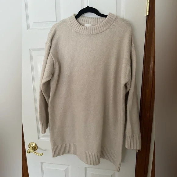 H&M Knit Dress in Light Beige. Size XL. - Picture 3 of 5